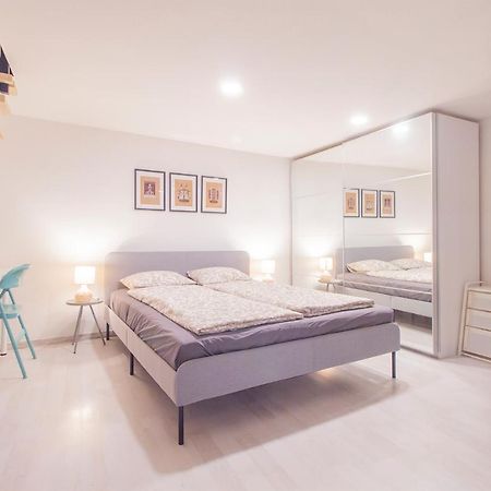 Industrial Double Loft Apartment Budapest Luaran gambar